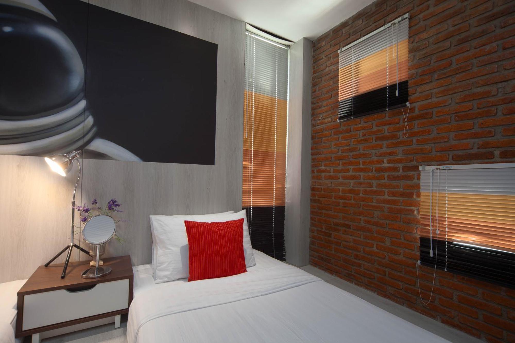 Sleep Walker Poshtel Hostel Chiang Mai Exterior photo