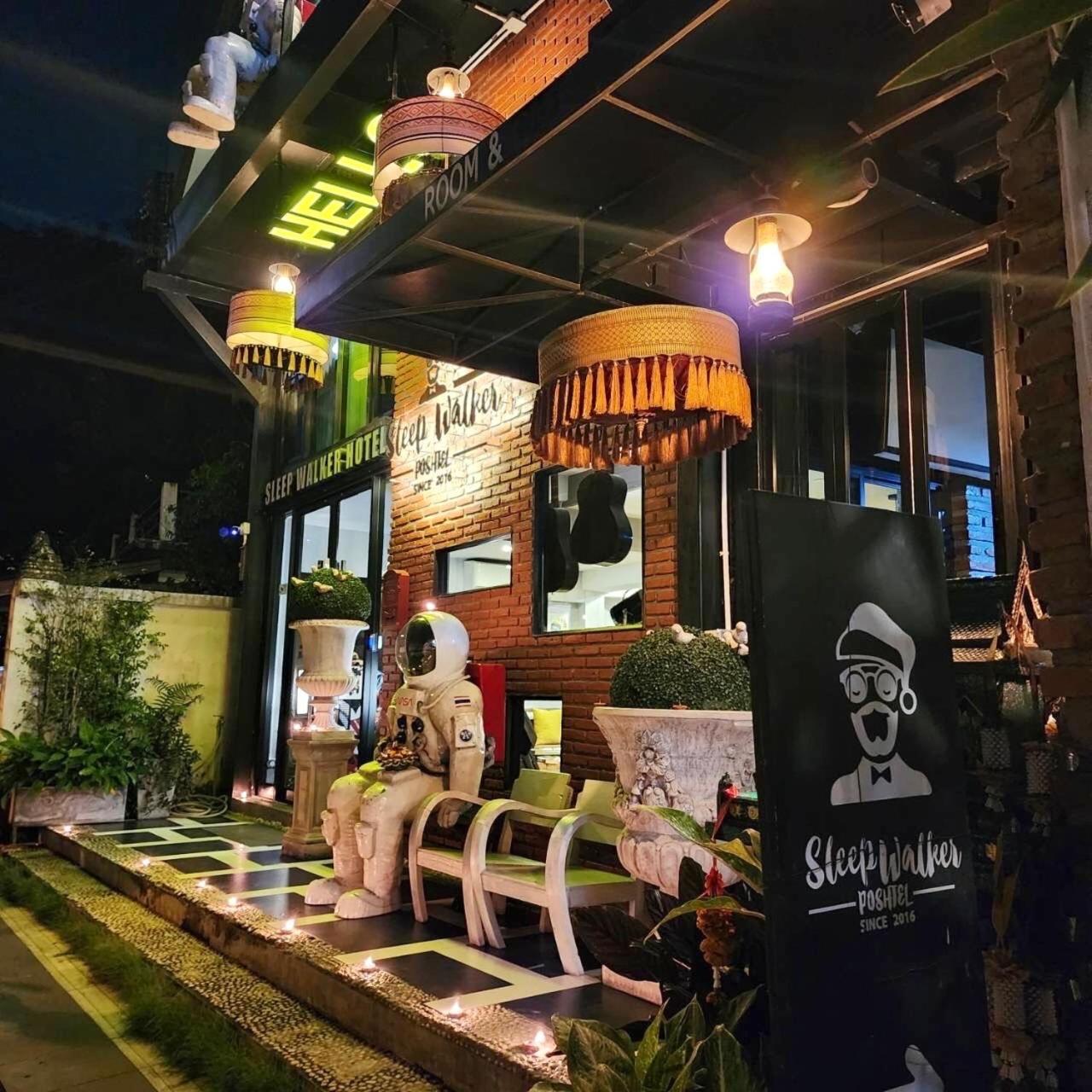 Sleep Walker Poshtel Hostel Chiang Mai Exterior photo